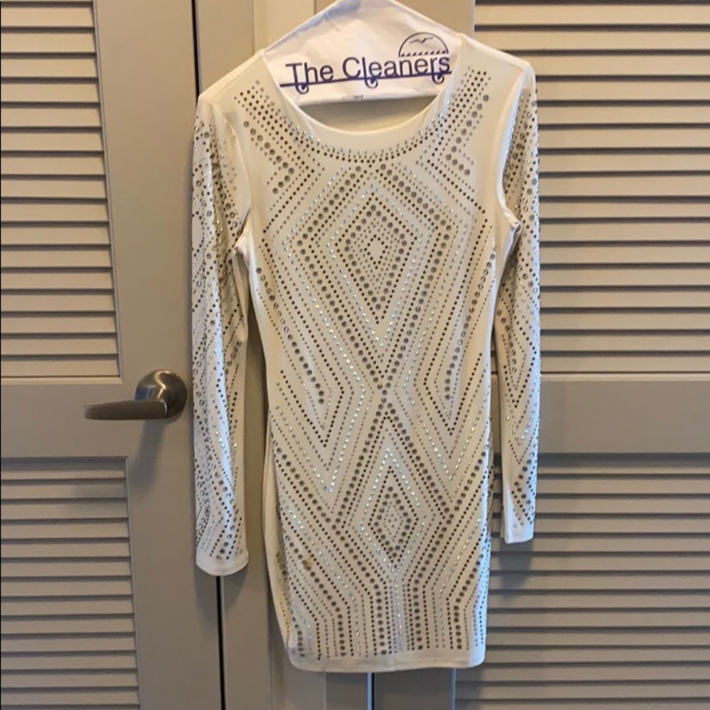 Arden B long sleeve dress